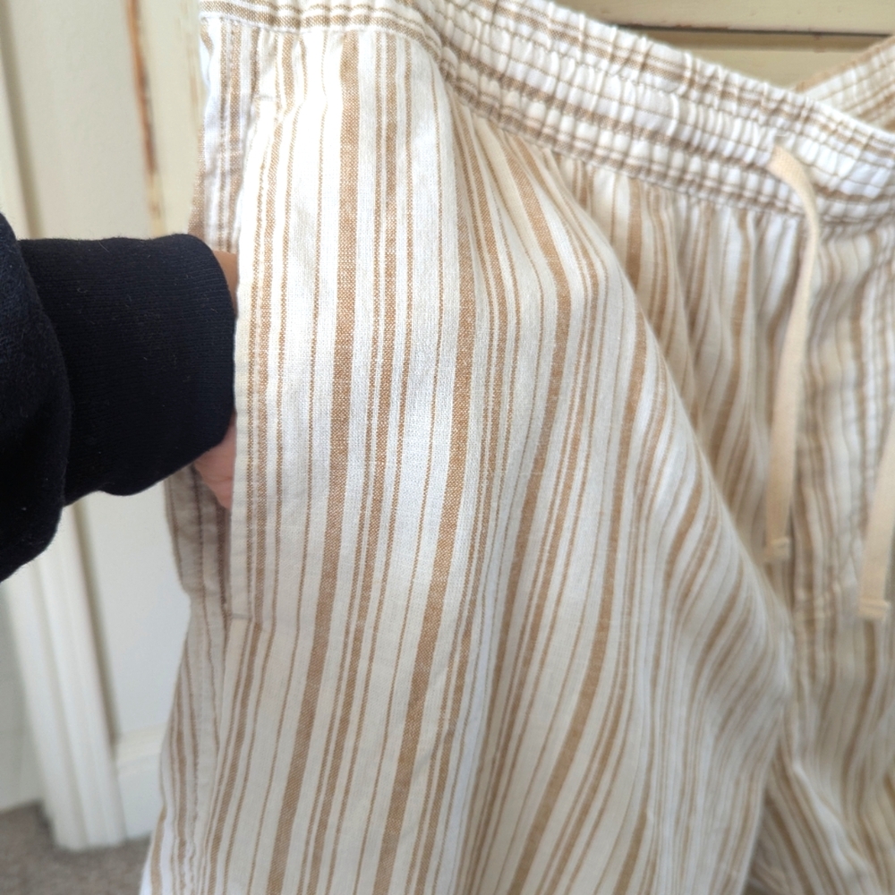 Striped Drawstring Shorts - Picture 6 of 10